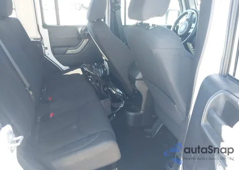 2015 Jeep Wrangler Unlimited Willys Wheeler из США, поврежденный, VIN 1C4BJWDG6FL753992